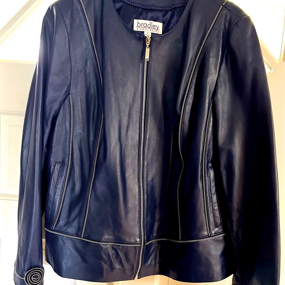 Bradley Bayou designer dark eggplant leather jacket silver zipper trim.  NWOT❣️